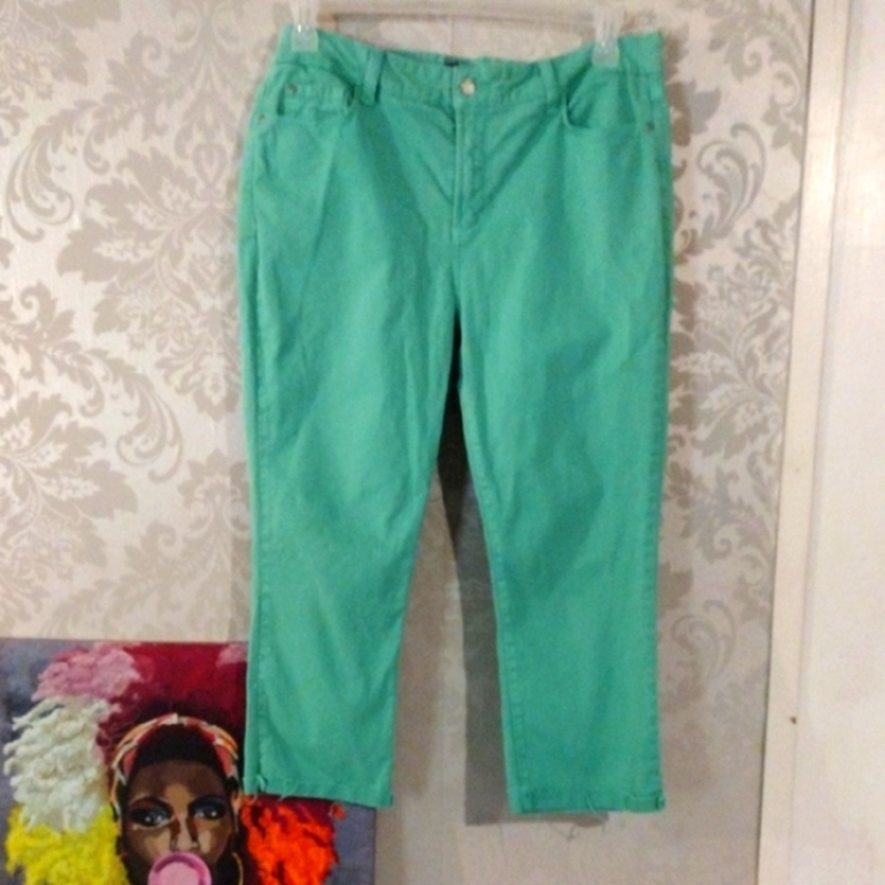 NYDJ Green Ankle Cropped Jeans Modern Style
